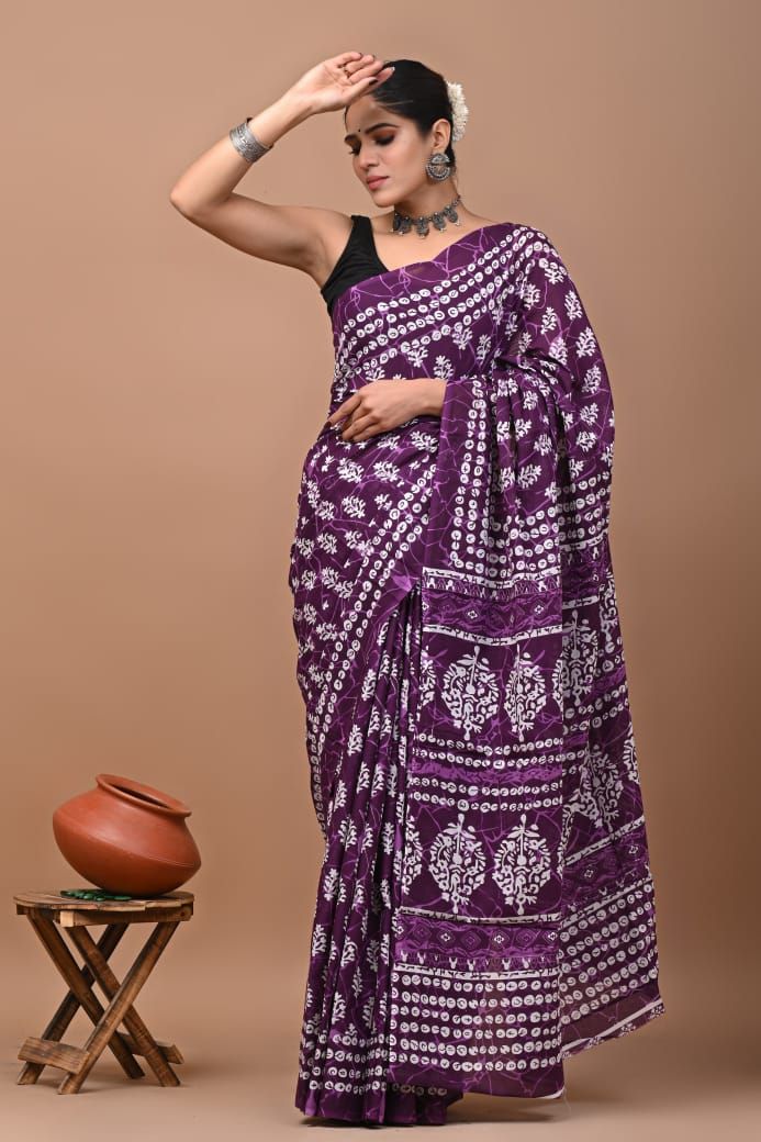 Malmal Cotton Saree – Sheer Softness Redefined
