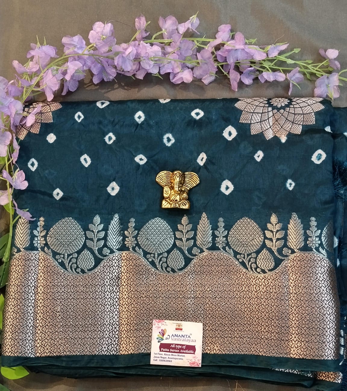 Dim Green Raw Mango Silk Saree with Bandhini Buttas