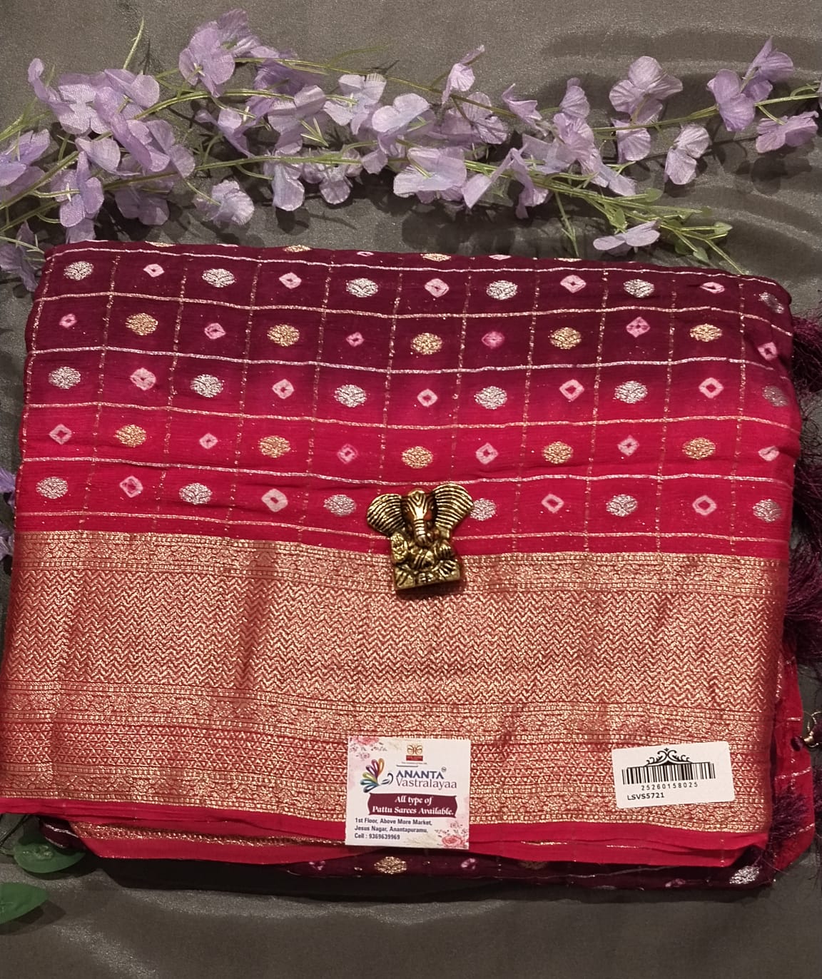 Mehandi Green Jarget Silk Saree with Bandhini Design
