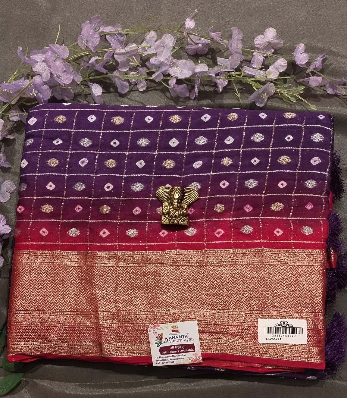 Mehandi Green Jarget Silk Saree with Bandhini Design