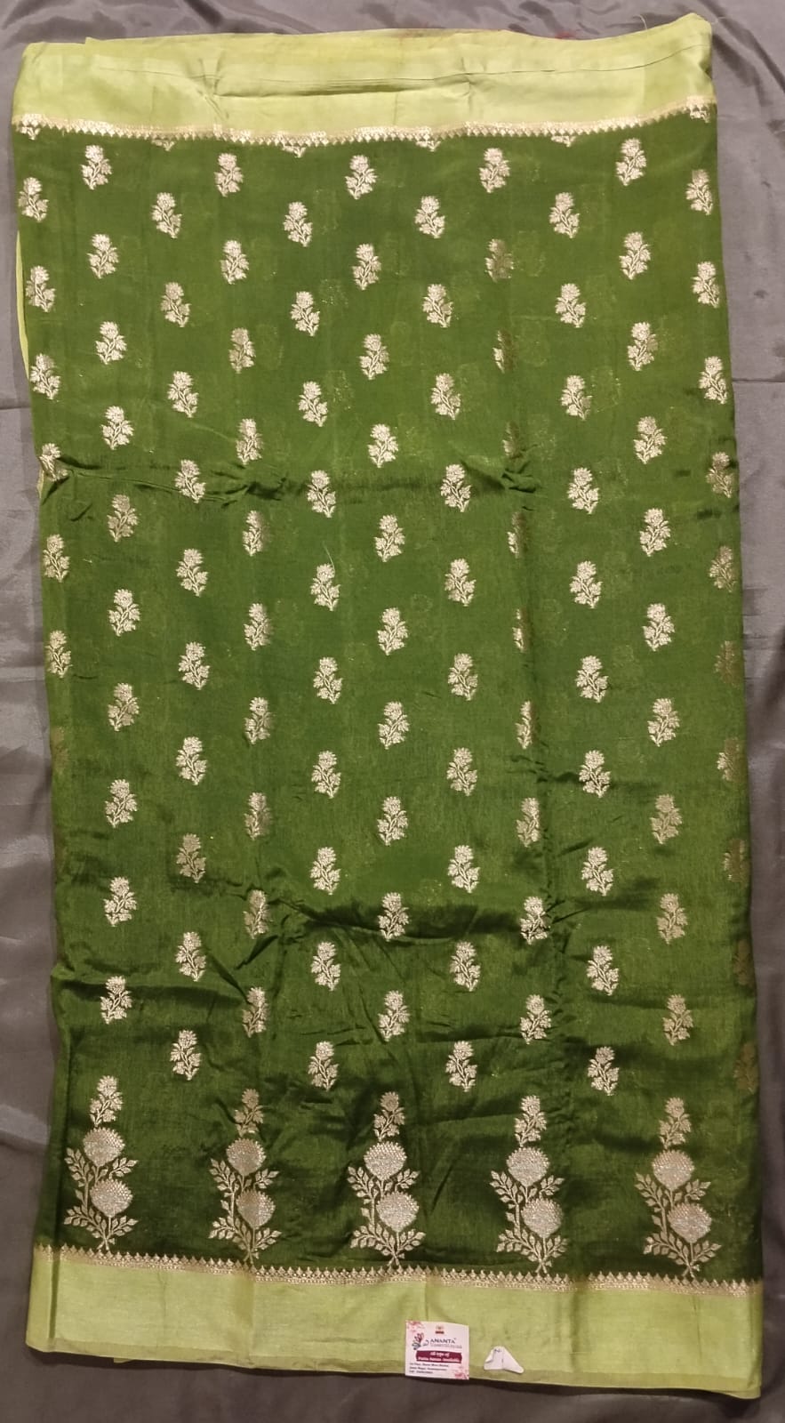 Dark Green Raw Mango Silk Saree with Zari Work