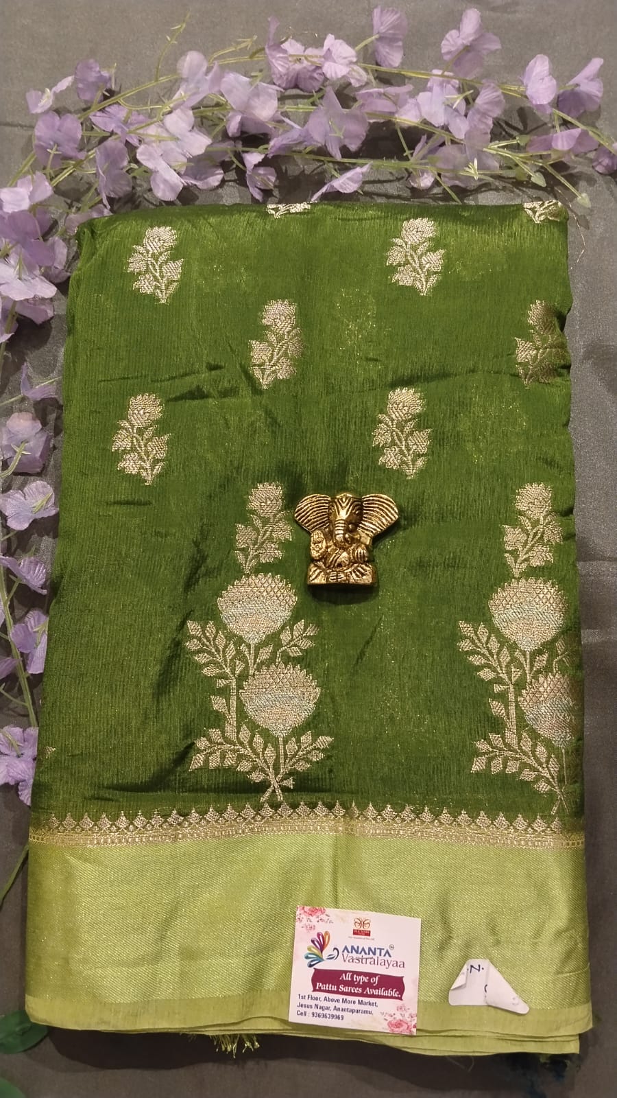 Dark Green Raw Mango Silk Saree with Zari Work