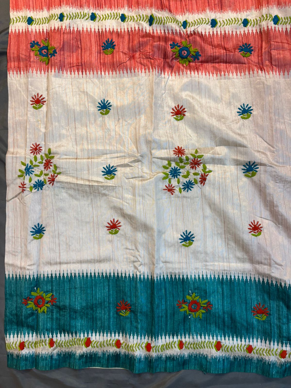 Ganga Jamuna Temple Border Saree