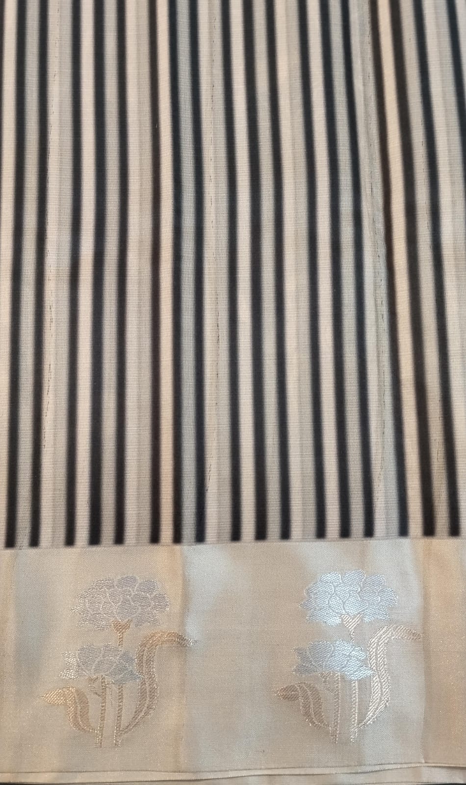Black & Cream Munga Silk Saree with Zari Work