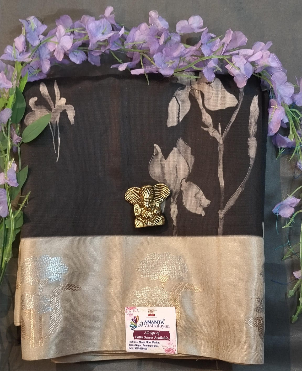 Black & Cream Munga Silk Saree with Zari Work