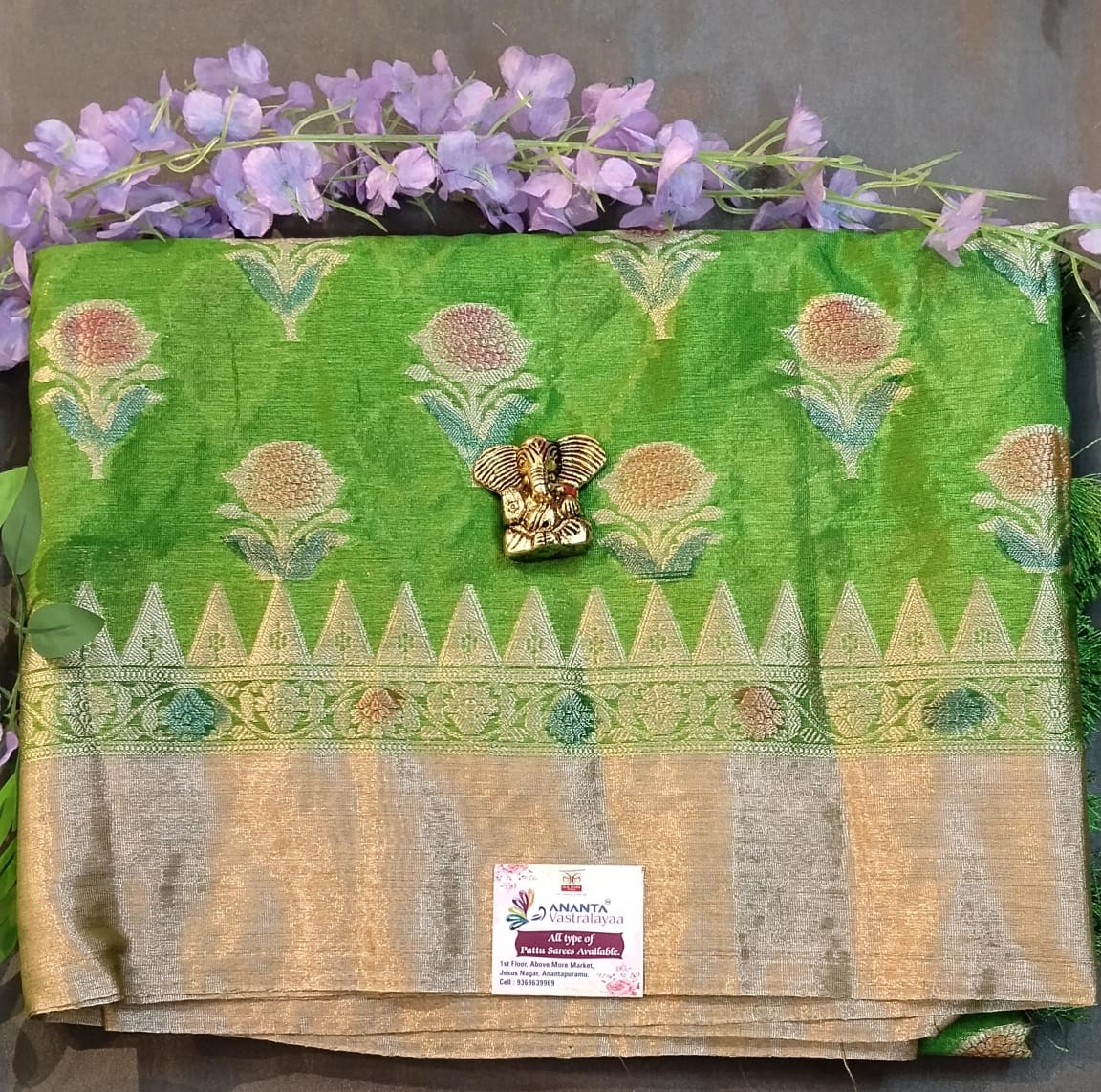 Purple Raw Mango Silk Saree with Sunflower Design
