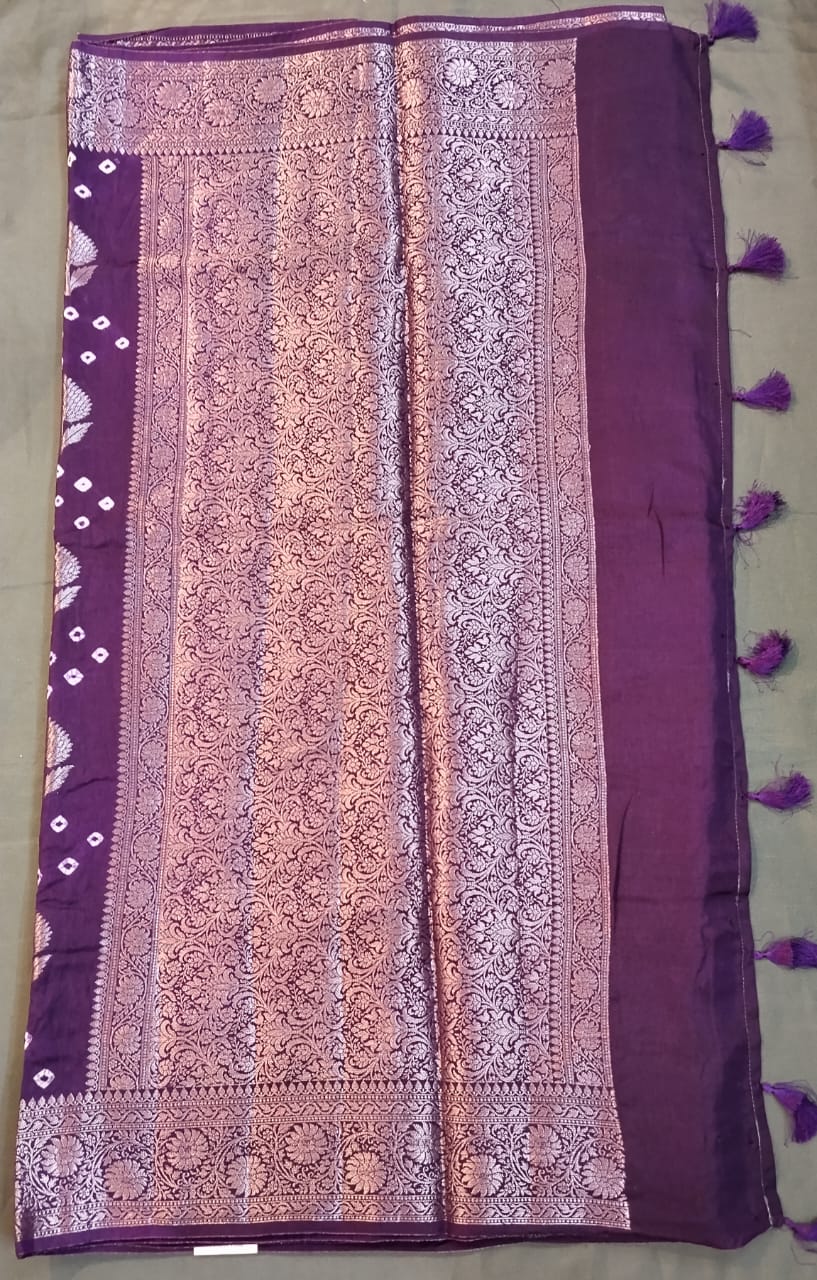 Purple Raw Mango Silk Saree with Bandhini Design
