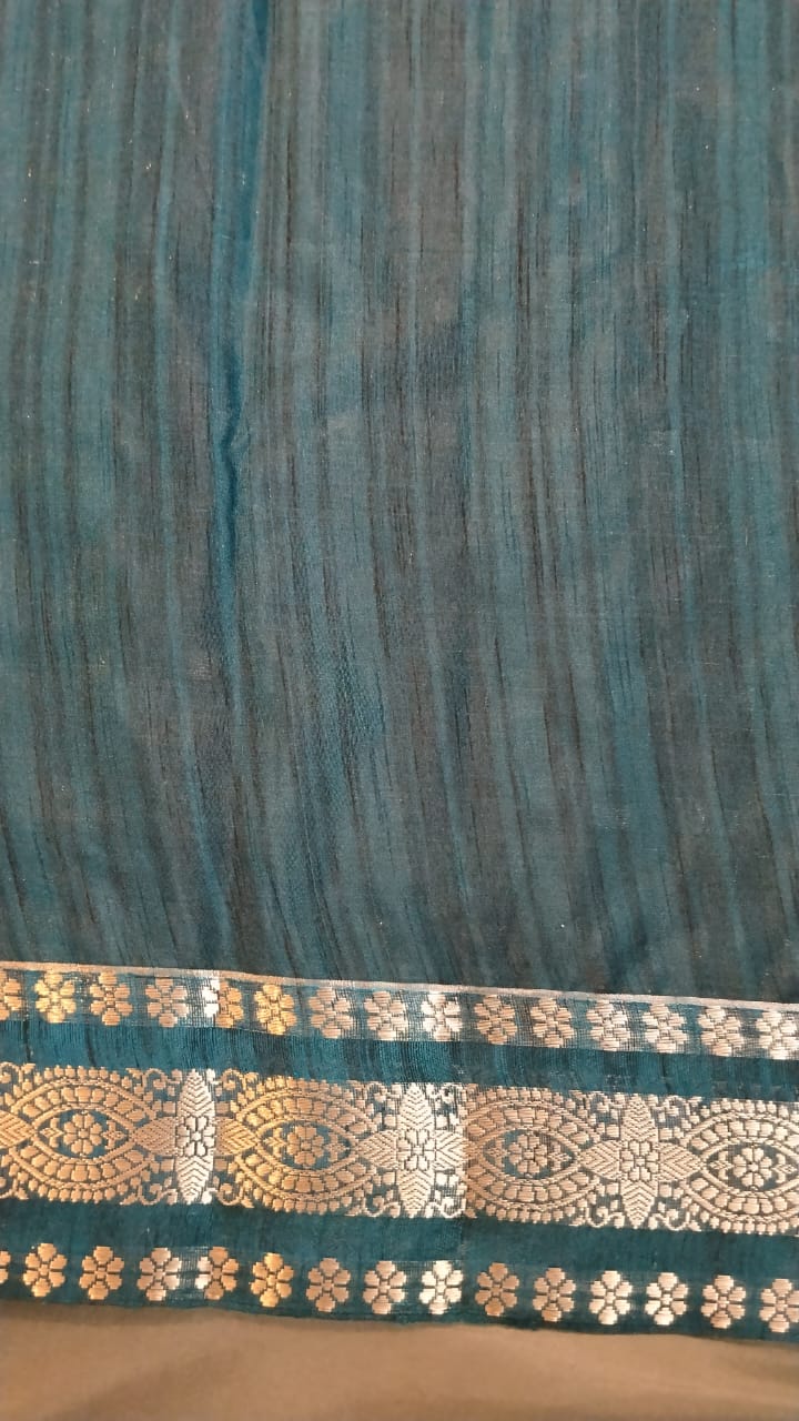 Maroon Raw Mango Silk Saree with Check Design