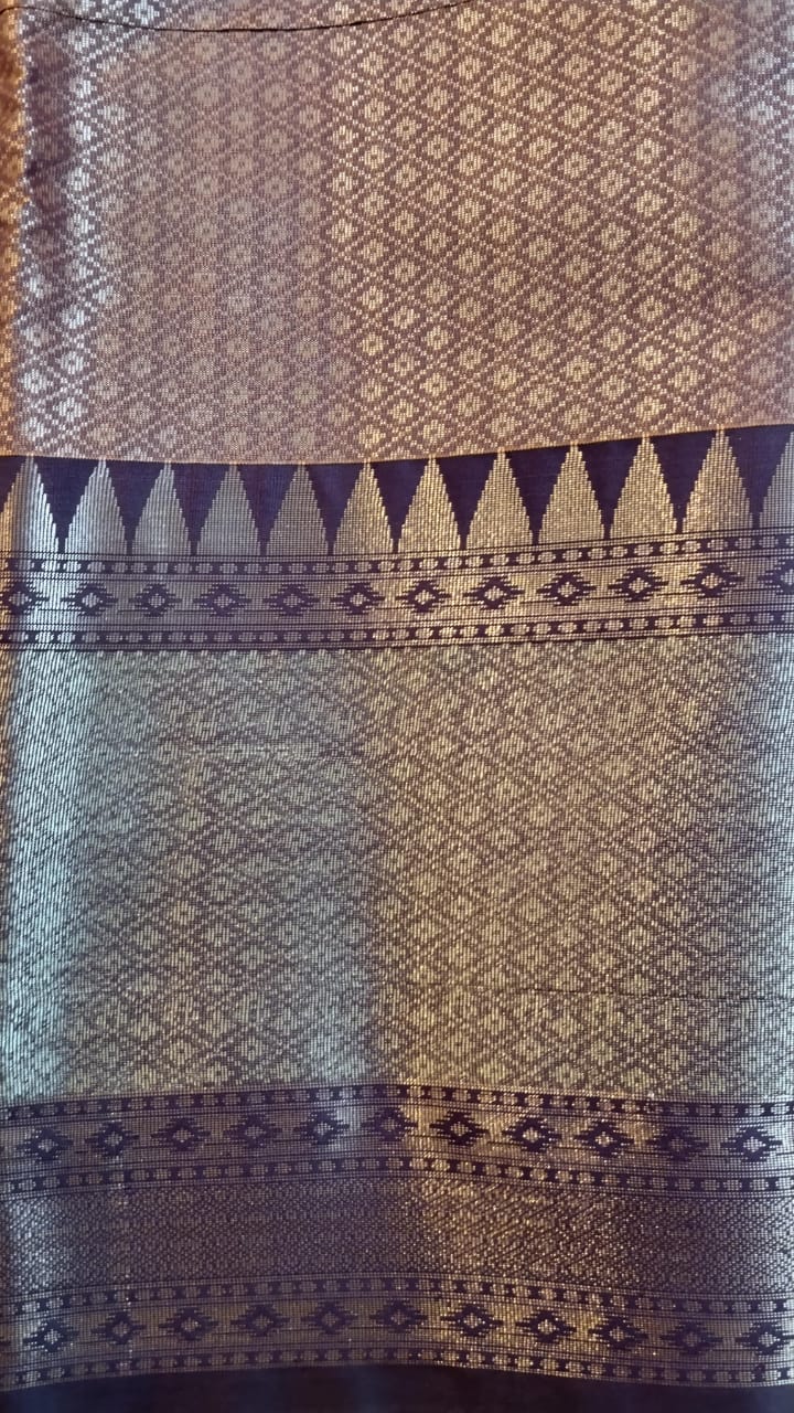Peach Kanchi Silk Saree with Patola Border