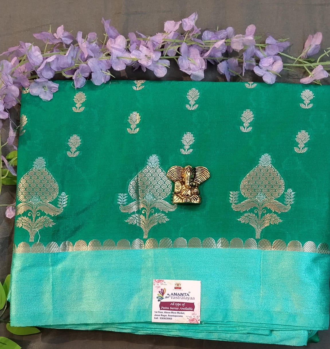 Green Raw Mango Silk Saree with Contrast Blouse